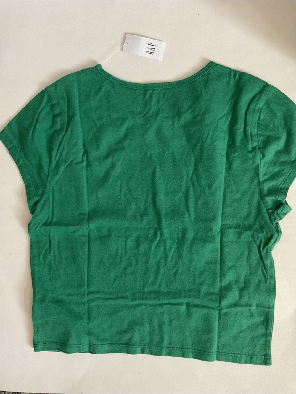 GAP Cropped Tee with Tennis Graphic - Picture 4 of 6